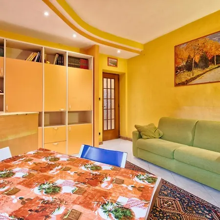 公寓 Ruffini Park With Private Parking